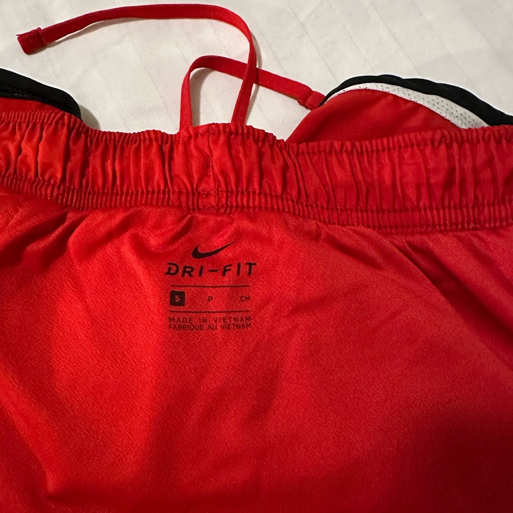 Nike Dri-FIT Red Performance Shorts - Picture 4 of 4